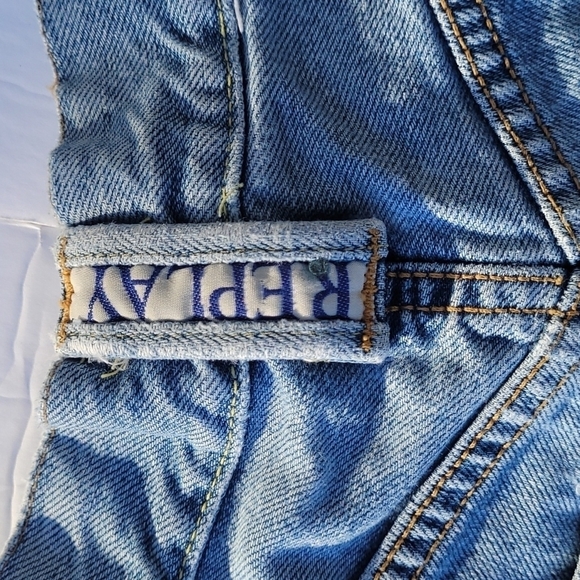 REPLAY Vintage High Waist Distressed Light Wash Italian Denim Shorts Size 27 - Picture 7 of 16
